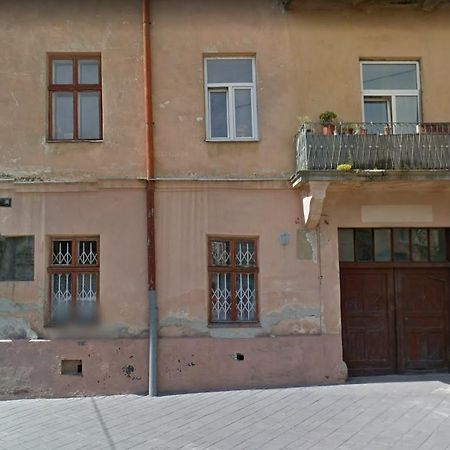 Vicheva Apartments Lviv Bagian luar foto