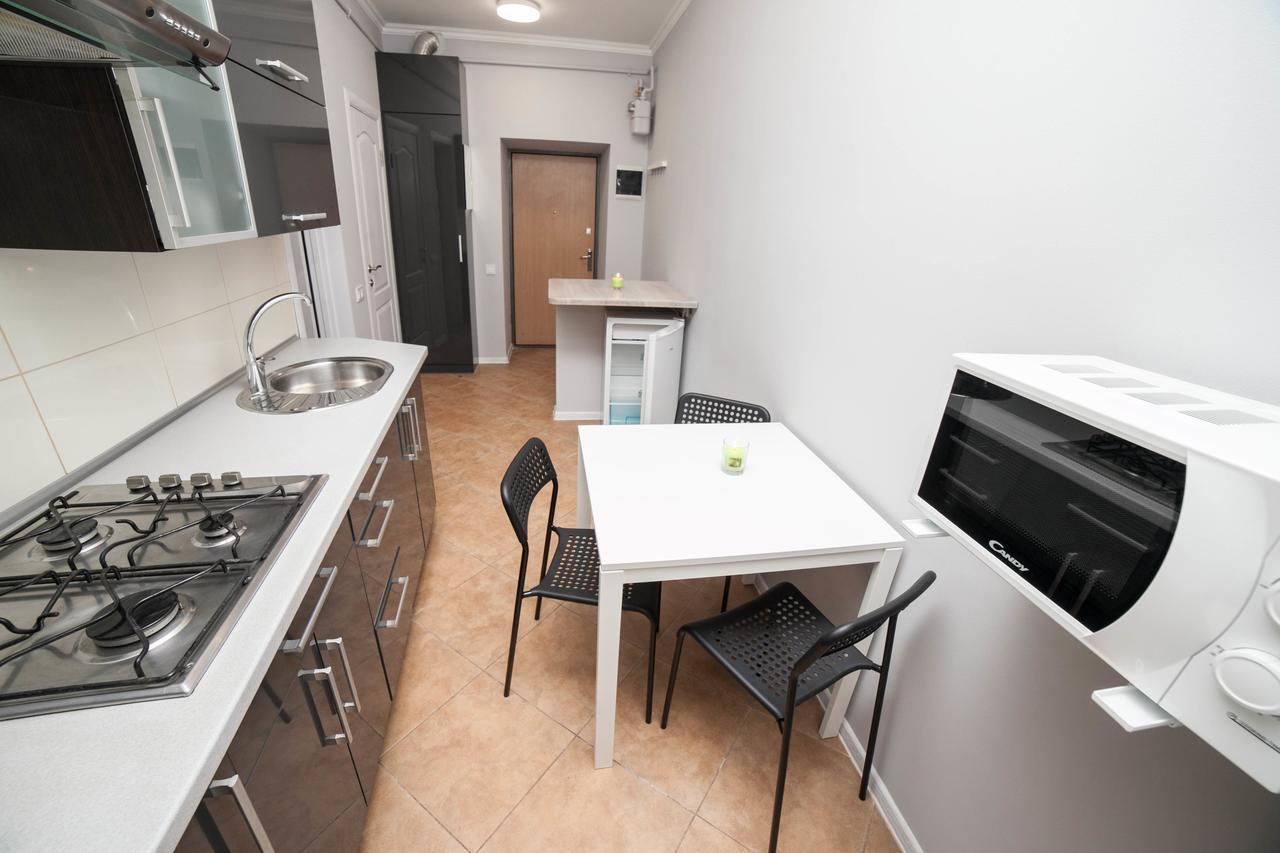 Vicheva Apartments Lviv Bagian luar foto