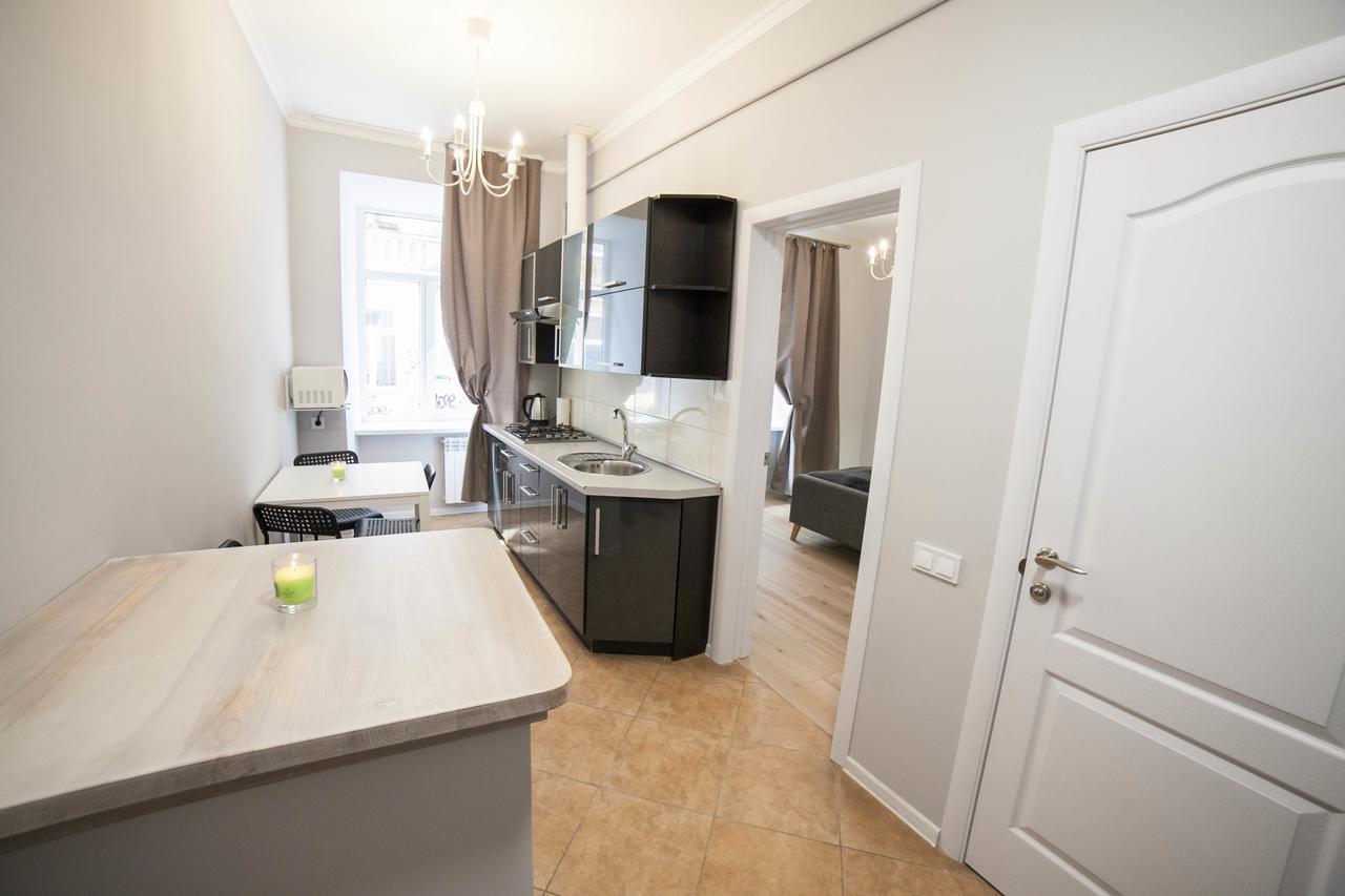 Vicheva Apartments Lviv Bagian luar foto